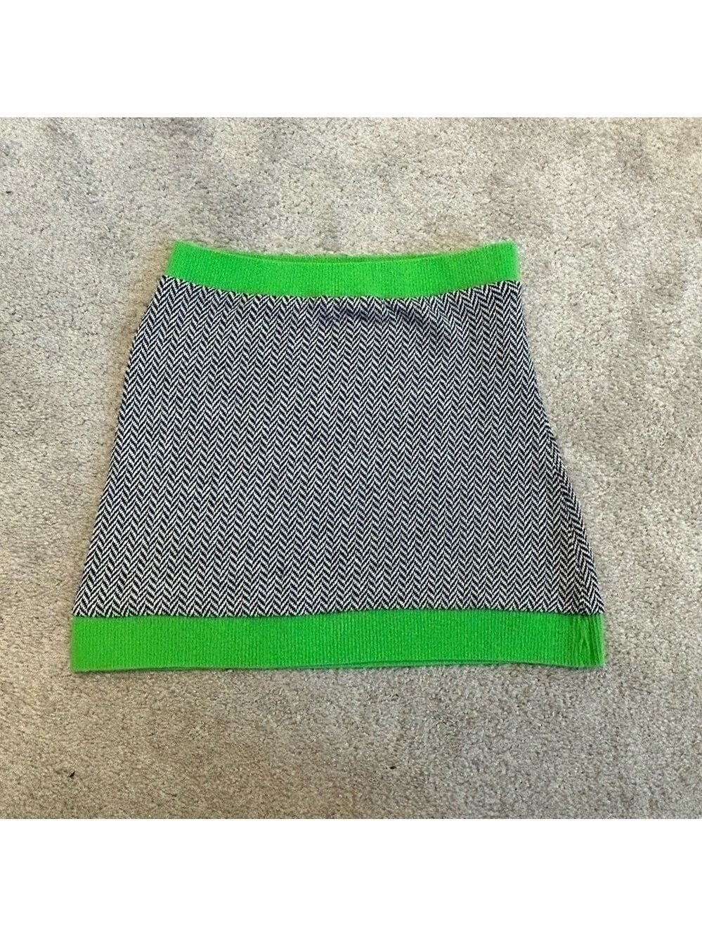 Zara neon fluorescent green black white herringbone knit mini skirt Sz M NWT